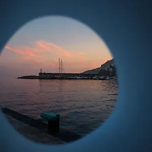 Vista D'amalfi אמאלפי